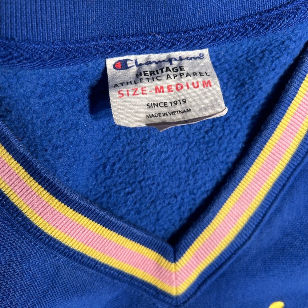Champion Heritage V-Neck Sweatshirt - Picture 3 of 10